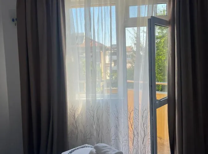 Satmar 게스트하우스