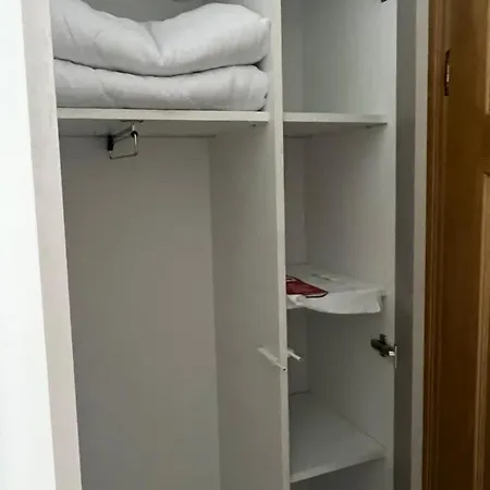 Satmar 招待所 洛泽内茨