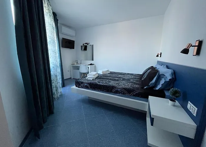 Satmar 3* Лозенец