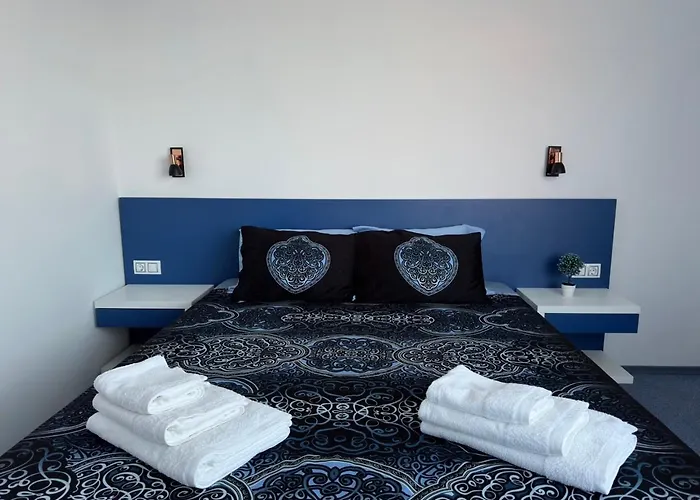 Satmar Къща за гости 3*